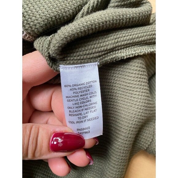 Bp thermal long sleeve BNWOT green top sz XSmall womens split neck - Picture 6 of 6